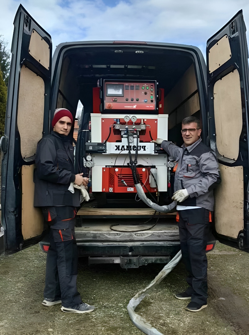 Thermo Guard tim – profesionalna ugradnja kanadske pene
