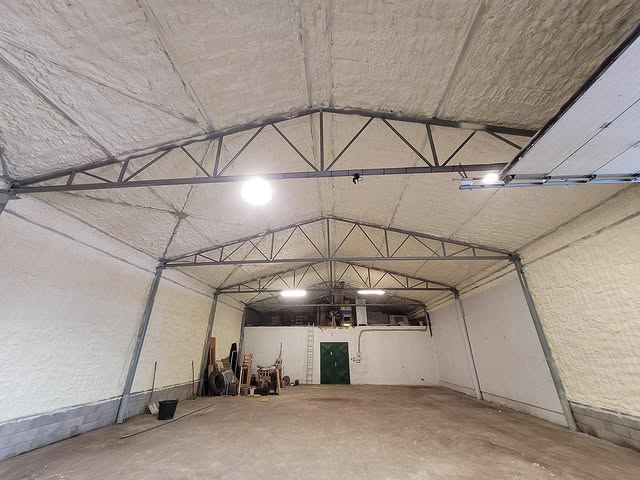 Izolacija hala i poslovnih objekata kanadskom penom